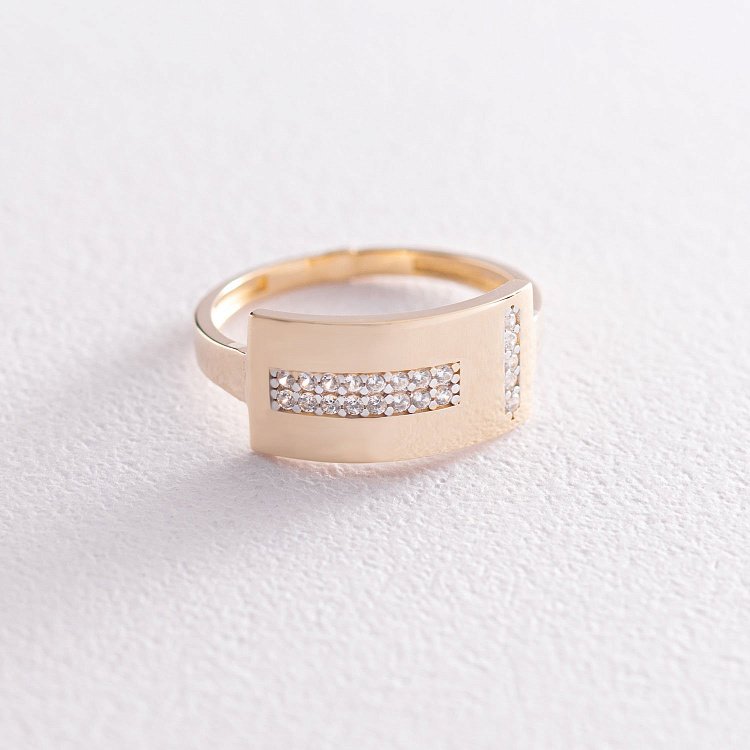 Кольцо в желтом золоте с фианитами к06698 от ювелирного магазина Оникс