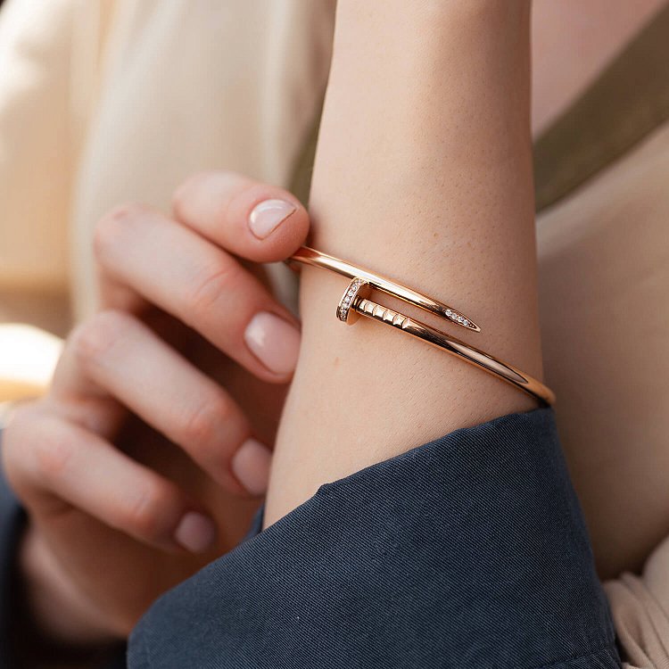 Золотой браслет "Гвоздь" с фианитами б05043 от ювелирного магазина Оникс - 4