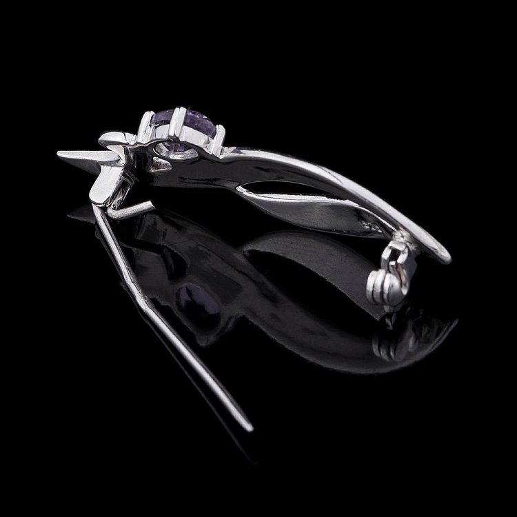 Серебряная брошь (аметист) а16065 от ювелирного магазина Оникс - 1