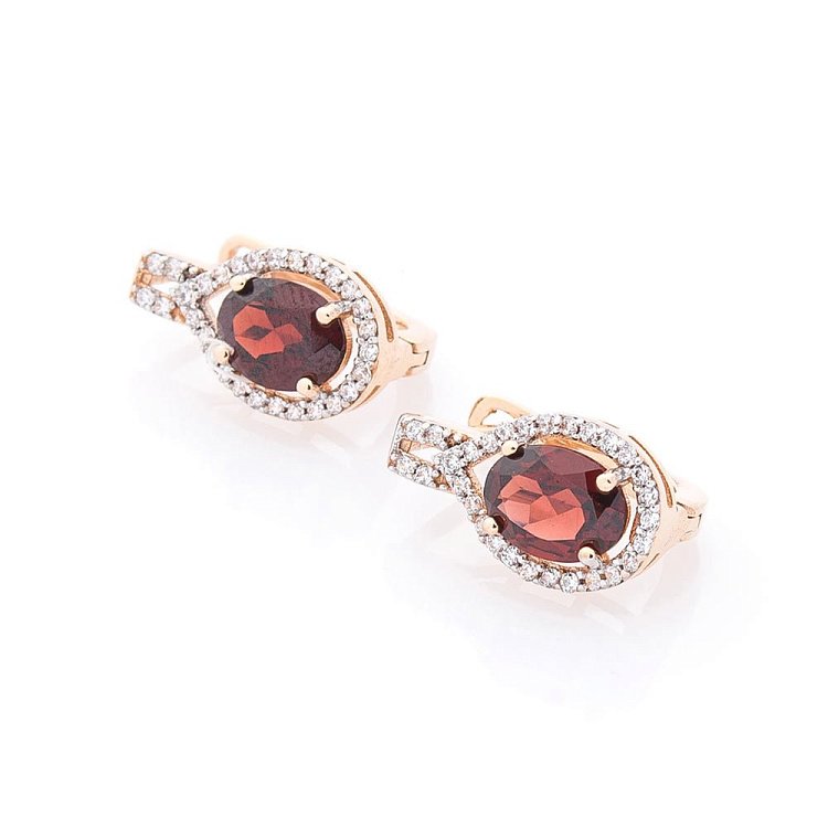 Золотые серьги с пиропом (гранатом) и фианитами с04194 от ювелирного магазина Оникс