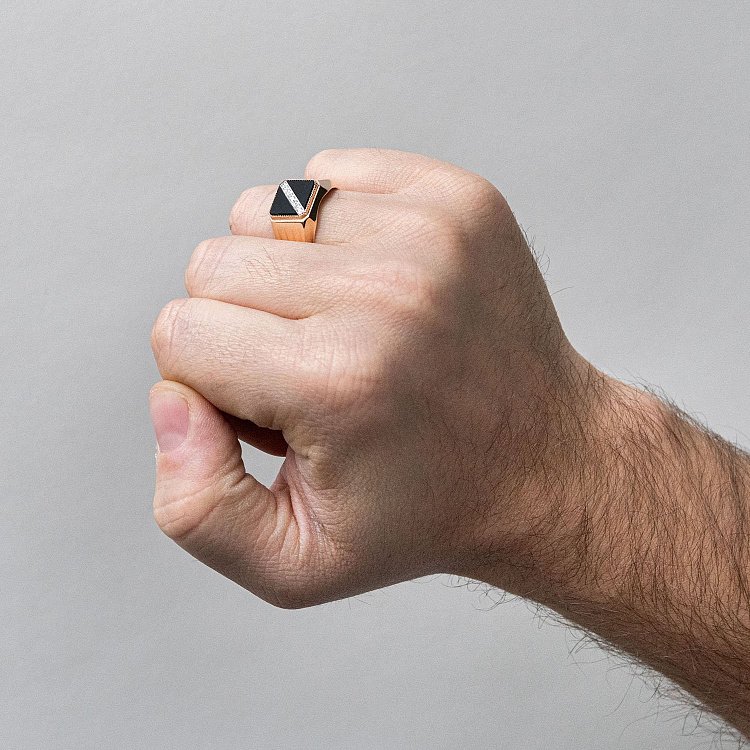 Чоловіча золота печатка ручної роботи  к02210 від ювелірного магазину Онікс - 1