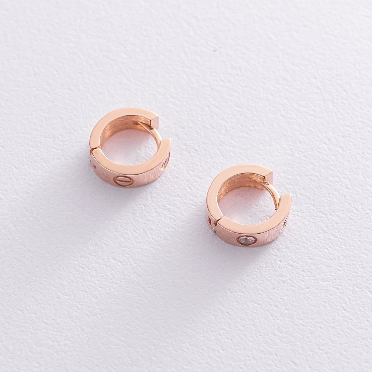 Сережки - кільця "Love" в червоному золоті (фіаніти) С1004 від ювелірного магазину Онікс - 2