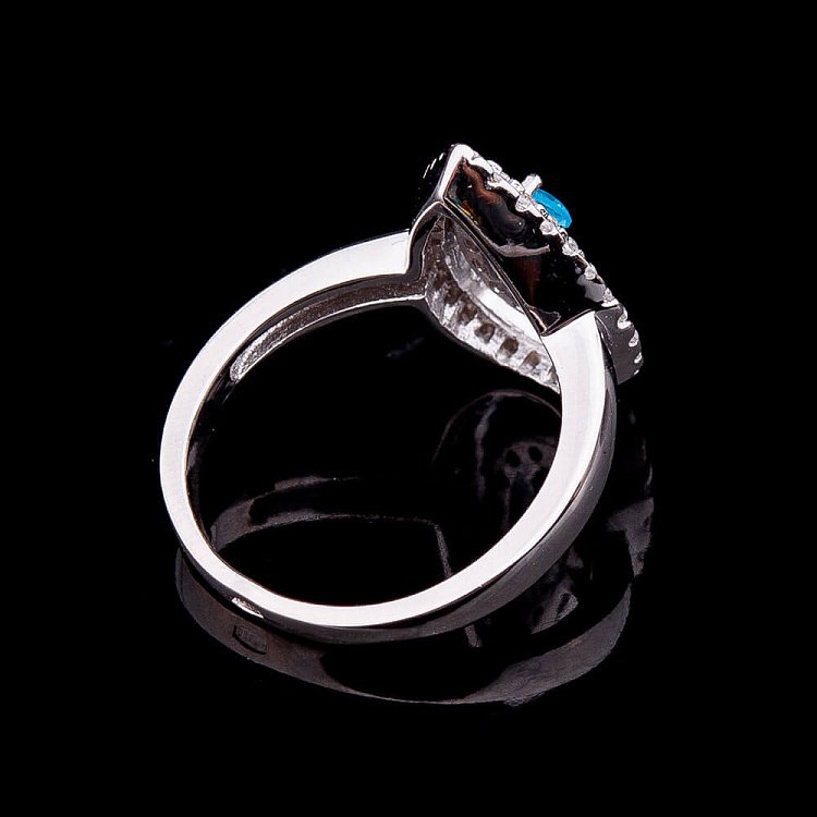 Срібний перстень з фіанітами к032 - 2 Срібний перстень з фіанітами к032 від ювелірного магазину Онікс - 2