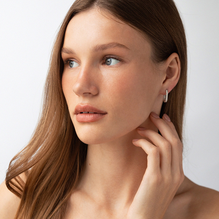 Серьги "Alisia" в белом золоте с09220 от ювелирного магазина Оникс - 1