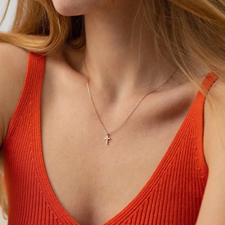 Золотое колье "Крестик" с бриллиантом 727862421 от ювелирного магазина Оникс - 1