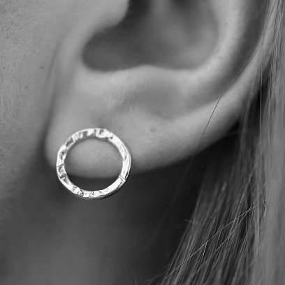 Серебряные серьги "Мерцание" (1.2 см) 122706 №5