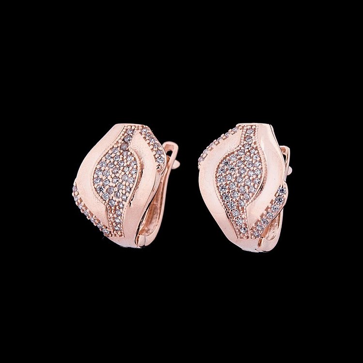 Сережки з фіанітами с04326 від ювелірного магазину Онікс