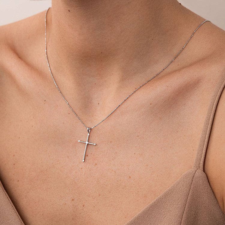 Золотий хрестик з діамантами пб0259y від ювелірного магазину Онікс - 1