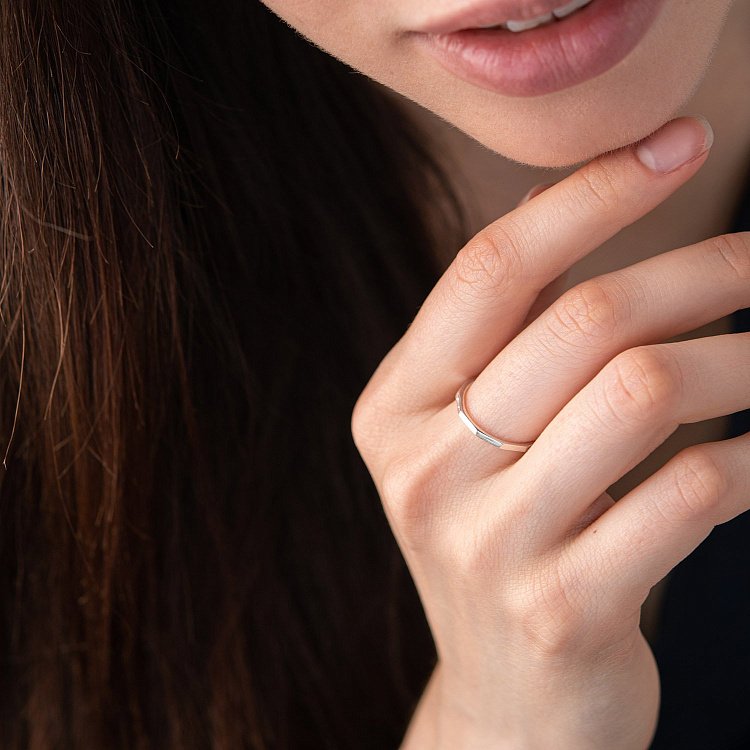 Кольцо "Далия" в серебре 112609 от ювелирного магазина Оникс - 2