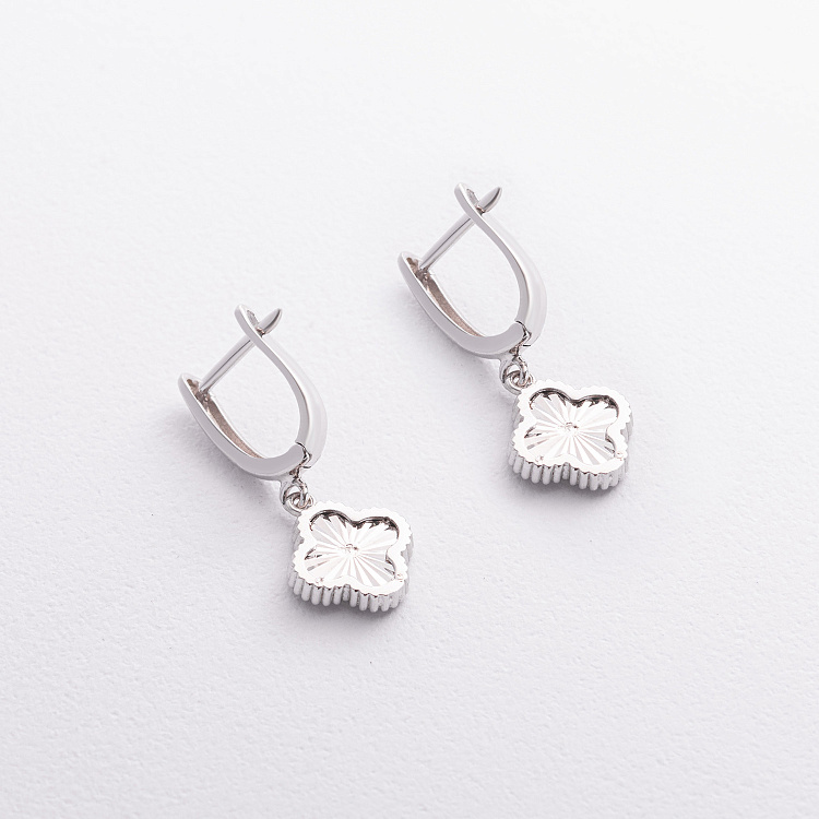 Серьги "Клевер" в белом золоте с09473 от ювелирного магазина Оникс - 1