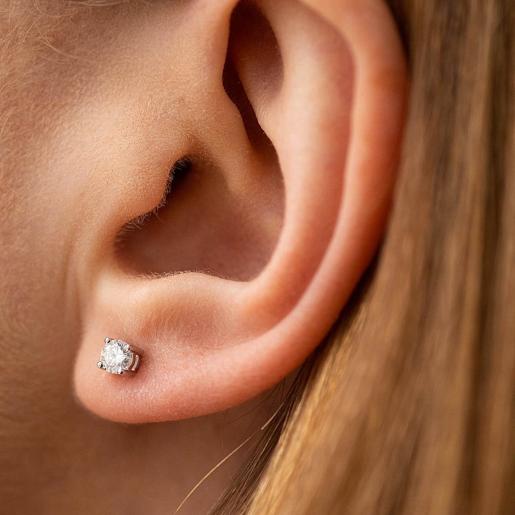 Золоті сережки - пусети з діамантами 331371121 від ювелірного магазину Онікс - 3