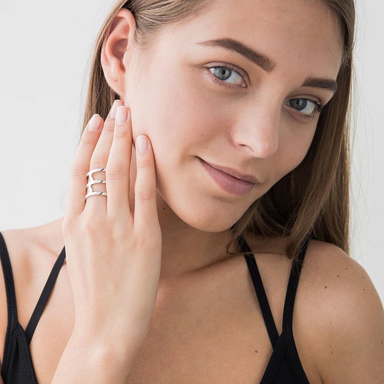 Срібна каблучка 111736 від ювелірного магазину Онікс - 3