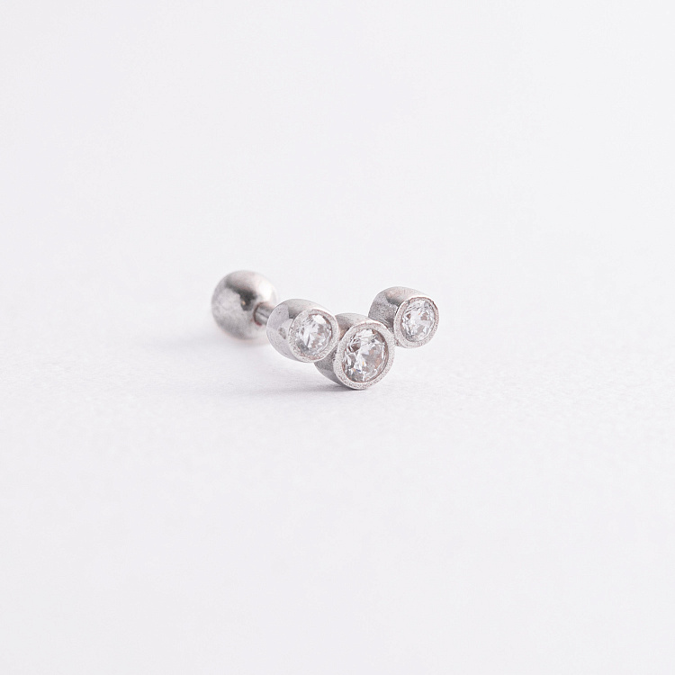 Одиночна срібна сережка в хрящ вушка (фіаніти) 40069 від ювелірного магазину Онікс