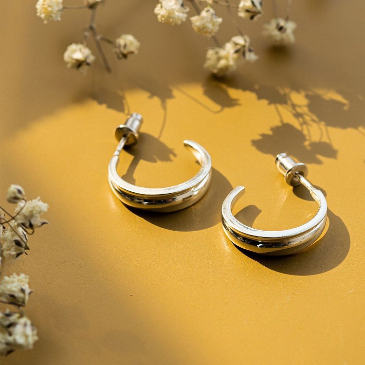 Срібні сережки - пусети "Сара" 122999 від ювелірного магазину Онікс - 7