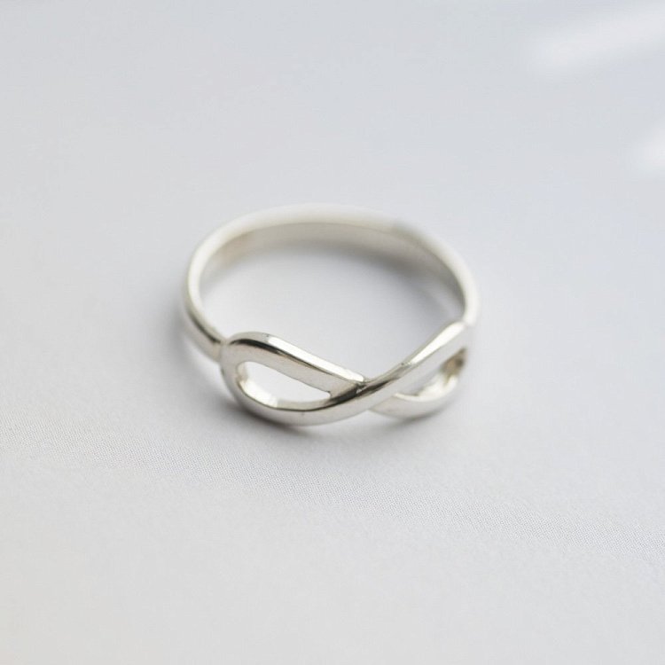Серебряное кольцо "Бесконечность" 111376 от ювелирного магазина Оникс - 7