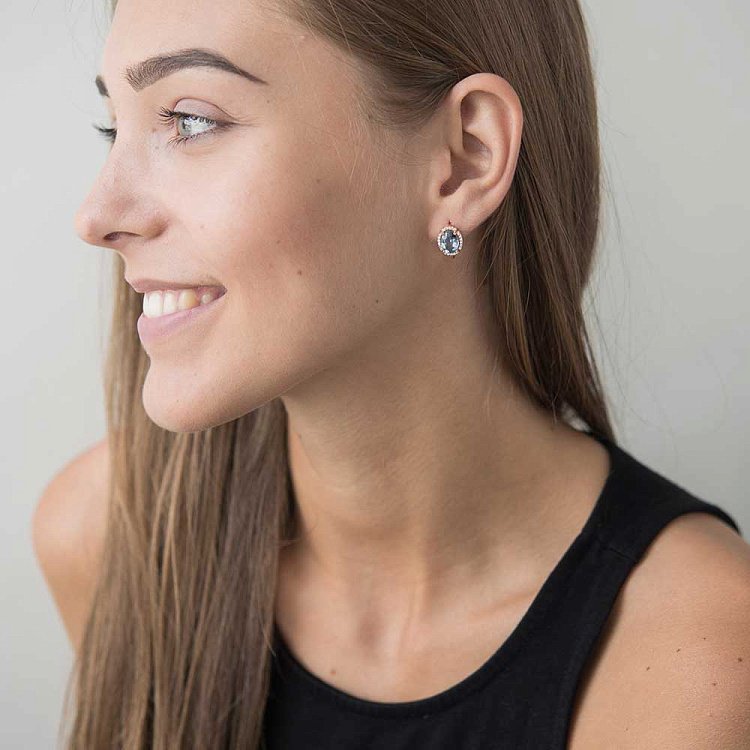 Золоті сережки з топазом і фіанітами с04190 від ювелірного магазину Онікс - 3