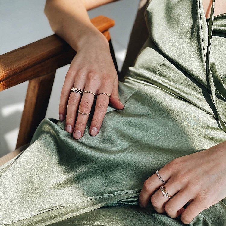 Каблучка "Кульки" у жовтому золоті к07095ж від ювелірного магазину Онікс - 11