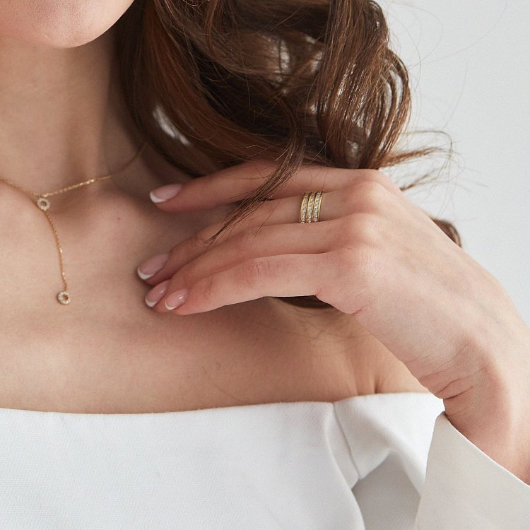 Золота потрійна каблучка (фіаніти) к02644 - 10 Золота потрійна каблучка (фіаніти) к02644 від ювелірного магазину Онікс - 10