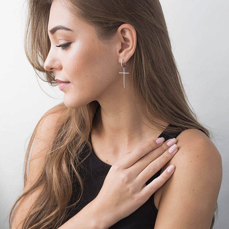 Золотые серьги "Кресты" с бриллиантами сб0072ch от ювелирного магазина Оникс - 3