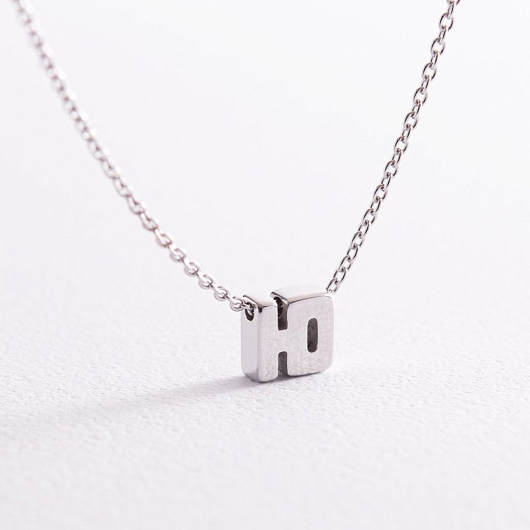 Серебряное колье с буквой "Ю" 1105 Ю от ювелирного магазина Оникс