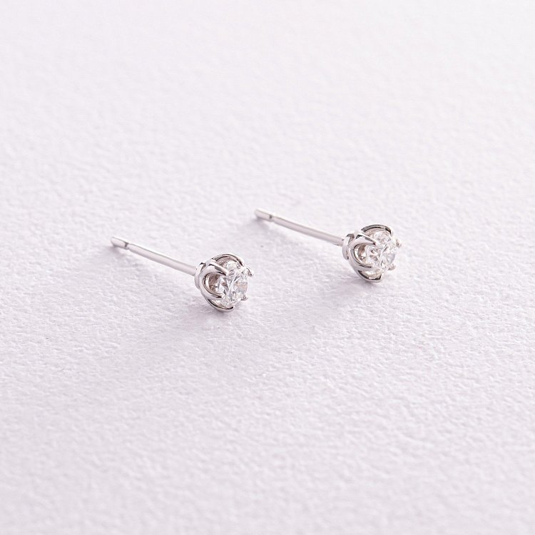 Золотые серьги - пусеты с бриллиантами сб0436ca от ювелирного магазина Оникс