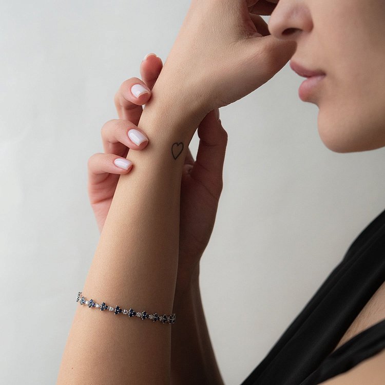 Золотий браслет з діамантами і сапфірами бб0024nl від ювелірного магазину Онікс - 3