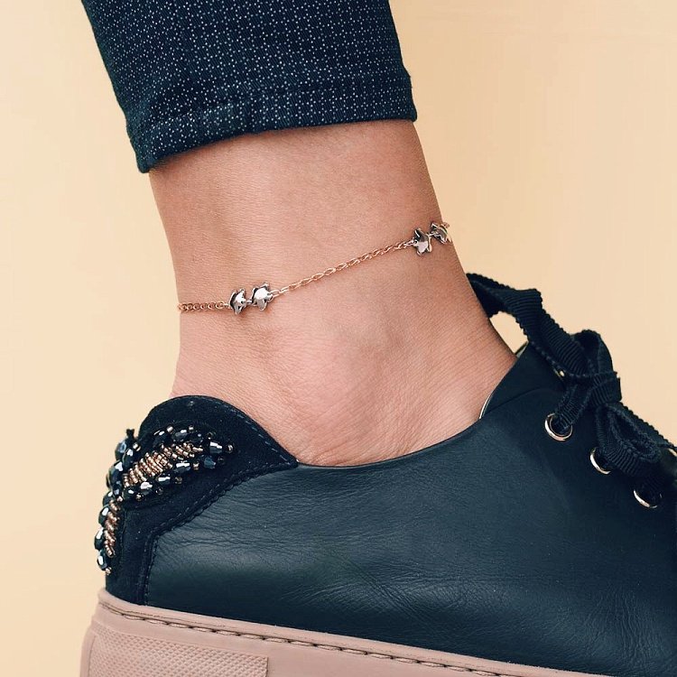 Золотой браслет на ногу б01466 от ювелирного магазина Оникс