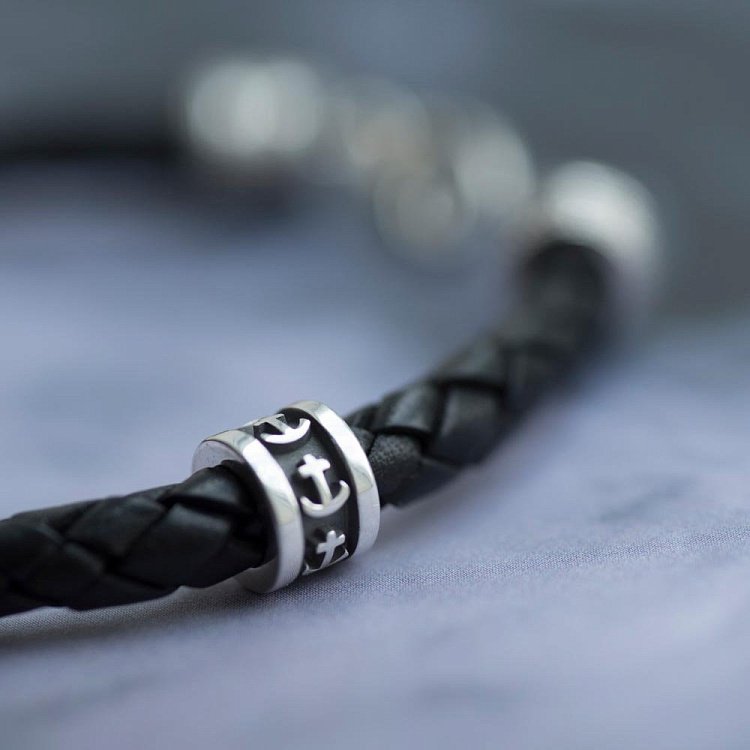 Шкіряний браслет Symbols (якір) з срібними вставками t50-01 від ювелірного магазину Онікс - 5