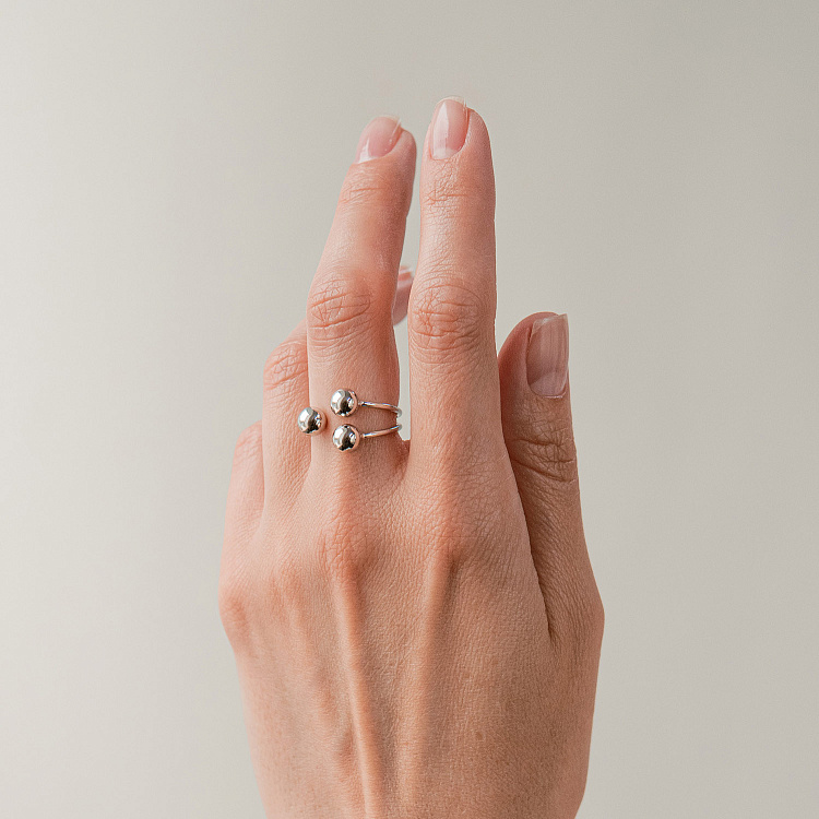 Кольцо "Шарики" в белом золоте к08283 от ювелирного магазина Оникс - 3