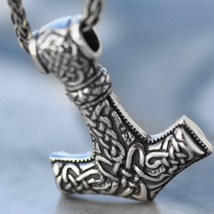 Срібна підвіска "Молот Тора" 132748 від ювелірного магазину Онікс - 17