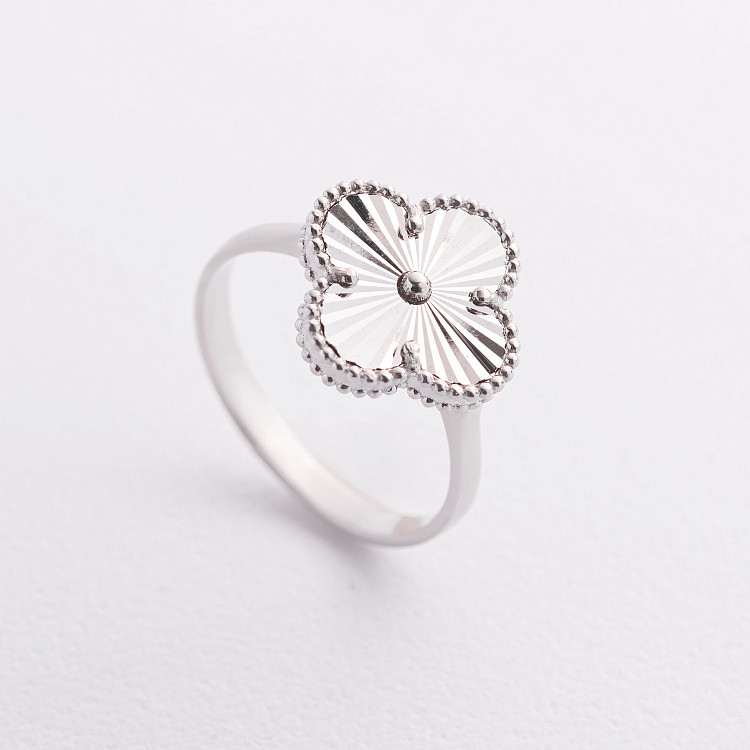 Серебряное кольцо "Клевер" 112832 от ювелирного магазина Оникс