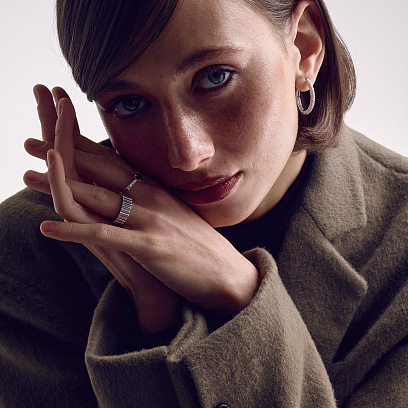 Серебряное кольцо с пиропом и фианитами 1846/1р-GARN №8