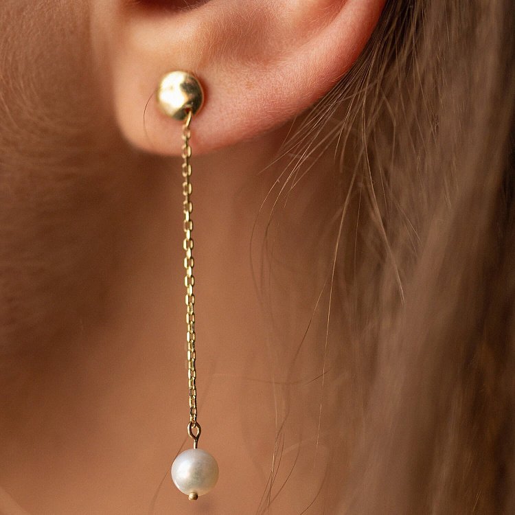 Серьги - пусеты "Жемчужина на цепочке" в желтом золоте с08293 от ювелирного магазина Оникс - 5