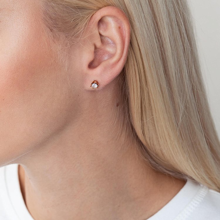 Золотые серьги - пусеты с фианитами с04392 от ювелирного магазина Оникс - 1