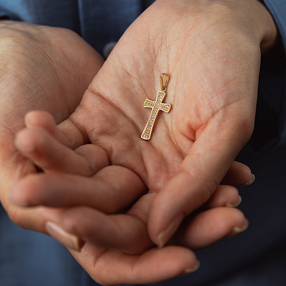 Крестик в желтом золоте (фианиты) п04026 №2