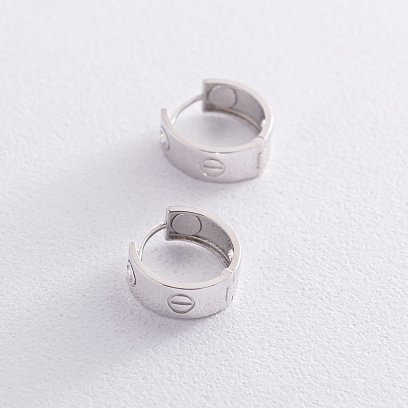 Серьги - кольца "Love" в белом золоте с07313 №3