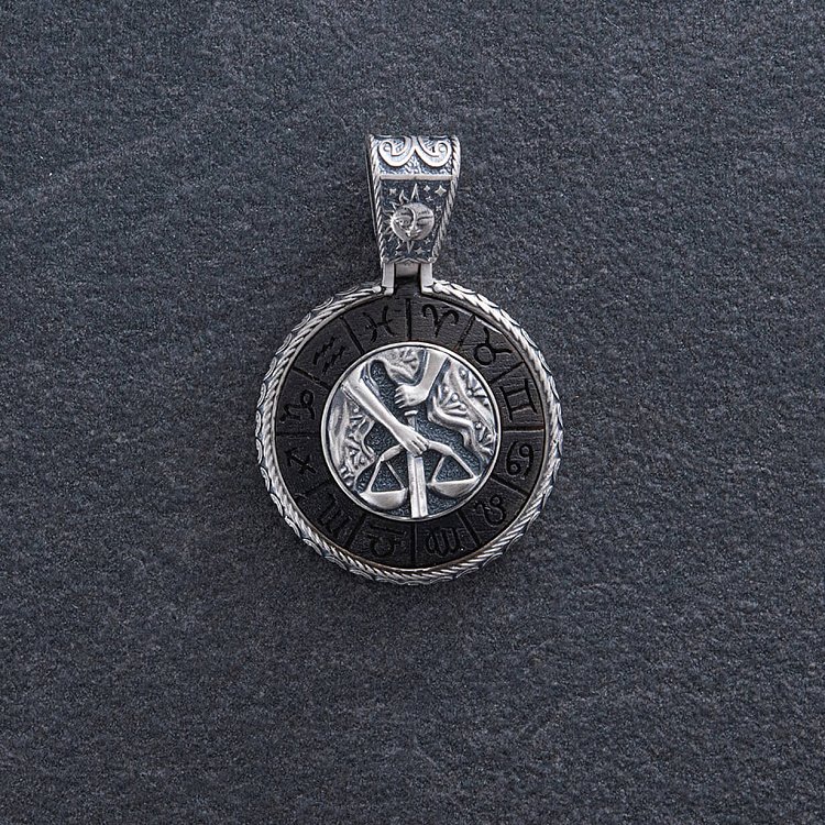 Серебряный кулон "Знак зодиака Весы" с эбеном 1041терези от ювелирного магазина Оникс