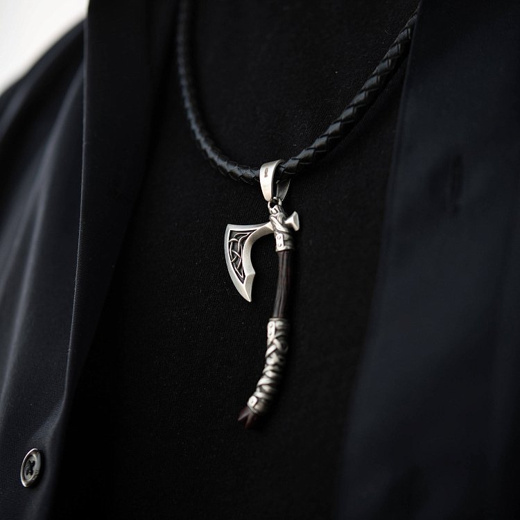 Серебряный кулон "Секира Перуна" с эбеном 1124 от ювелирного магазина Оникс - 5