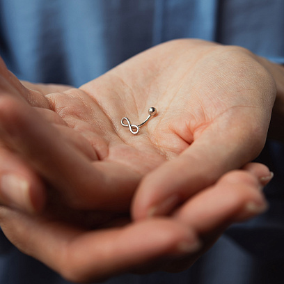 Срібний пірсинг у пупок "Нескінченність" 26016 №2