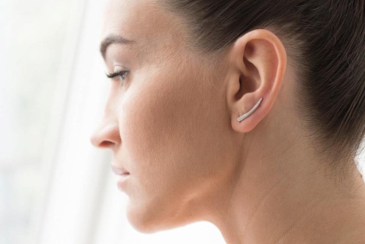 Срібні сережки з фіанітами 122189 від ювелірного магазину Онікс - 5