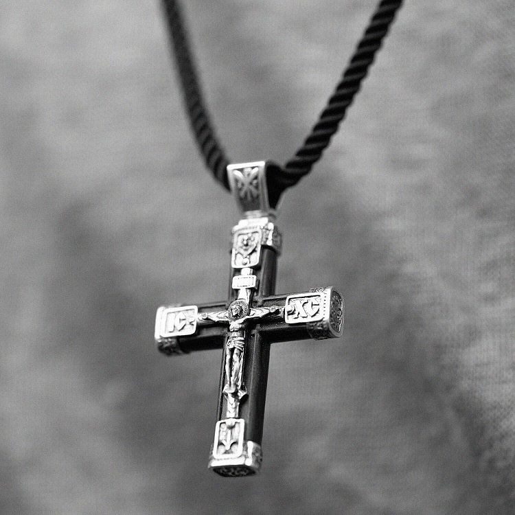 Серебряный крест "Распятие. Спаси и Сохрани" с эбеновым деревом mini 1061 от ювелирного магазина Оникс - 4