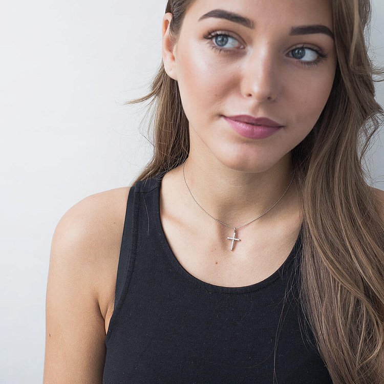 Золотой крестик с бриллиантами пб0053gm от ювелирного магазина Оникс - 3