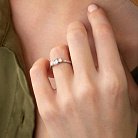 Cеребряное кольцо с фианитами 683 от ювелирного магазина Оникс - 1