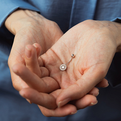 Срібний пірсинг в пупок з фіанітами 6021 №2