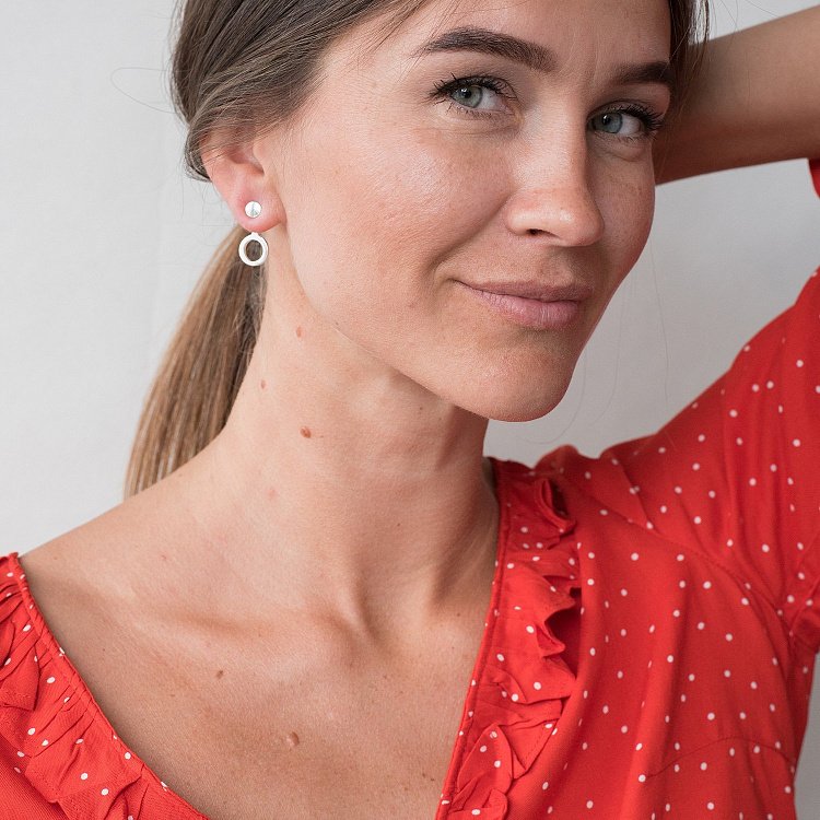 Срібні сережки-пусети "Оригінальність" 122508 від ювелірного магазину Онікс - 3