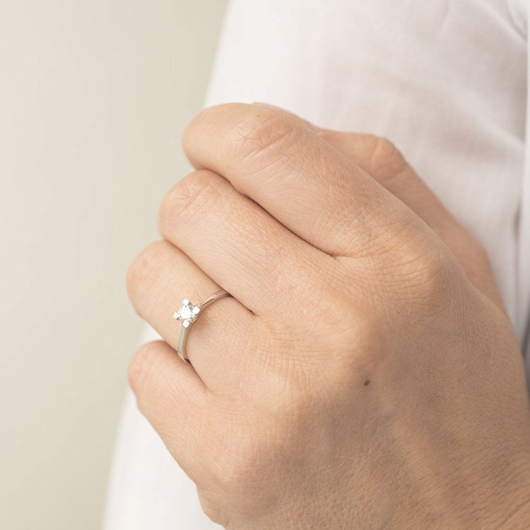 Золотое помолвочное кольцо (бриллиант) кб0135arp от ювелирного магазина Оникс - 3