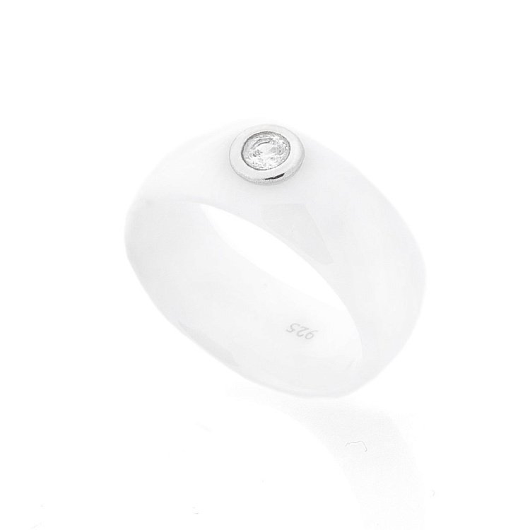 Керамічна каблучка зі срібною вставкою і фіанітом 112047 від ювелірного магазину Онікс