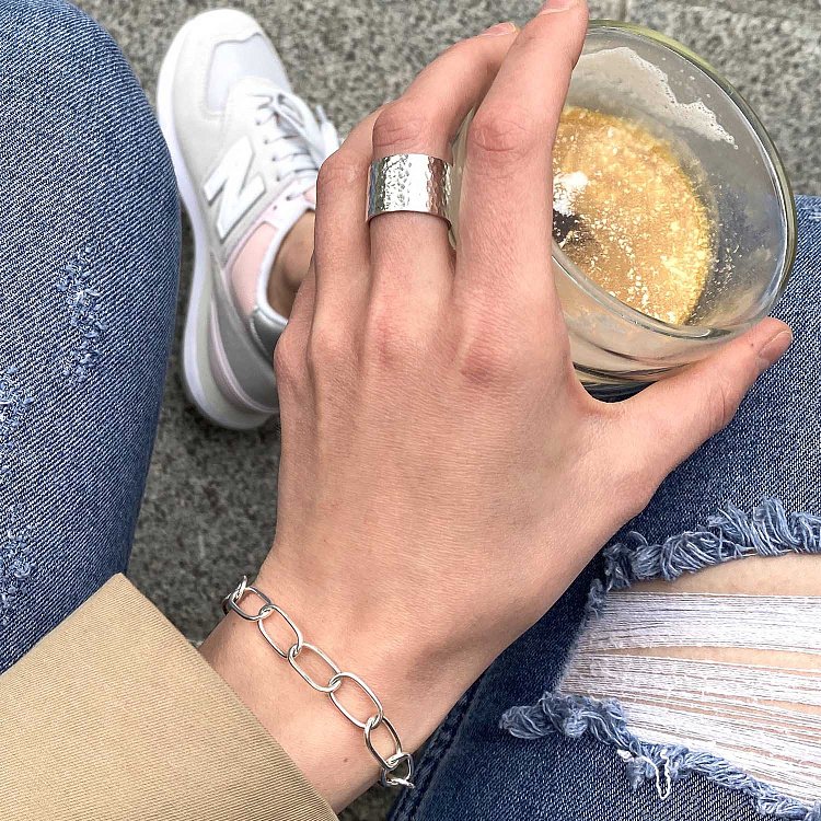 Широка каблучка "Марс" в сріблі 112206 від ювелірного магазину Онікс - 15