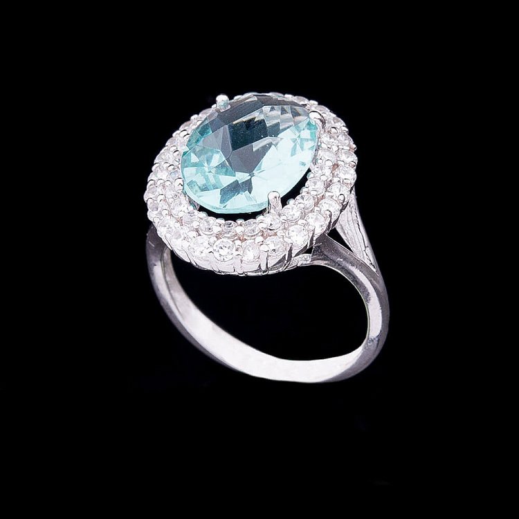 Кольцо с голубого фианитами к1 от ювелирного магазина Оникс - 2