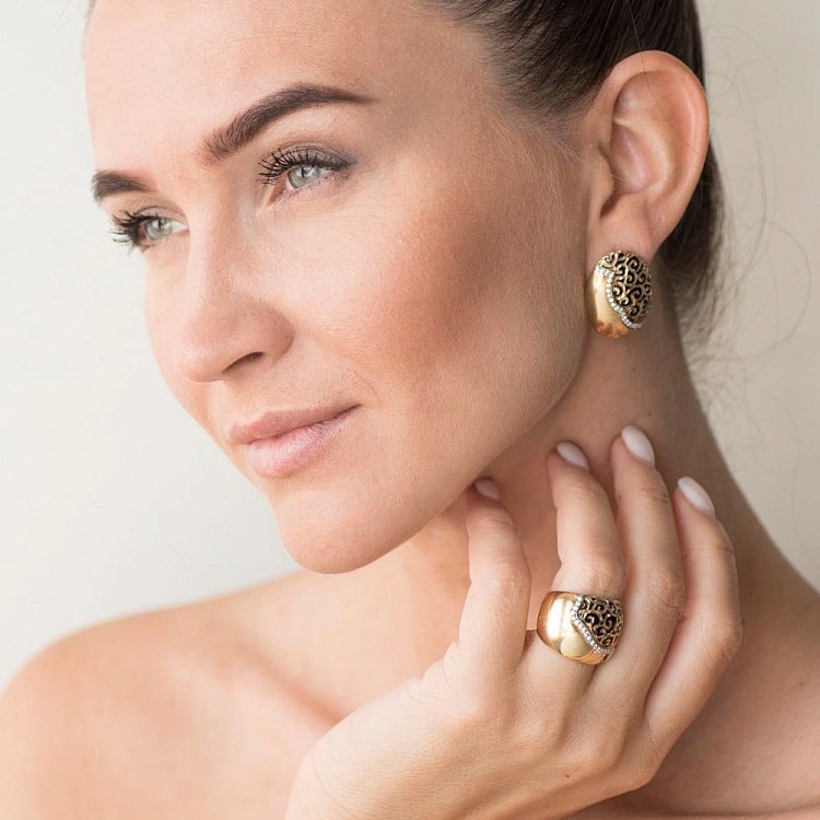 Золотые серьги с фианитами и эмалью с03630 от ювелирного магазина Оникс - 3